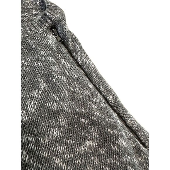Express Women's Gray Wool Blend Sweater M‎ Long Sleeve Shoulder Zip - Picture 3 of 5